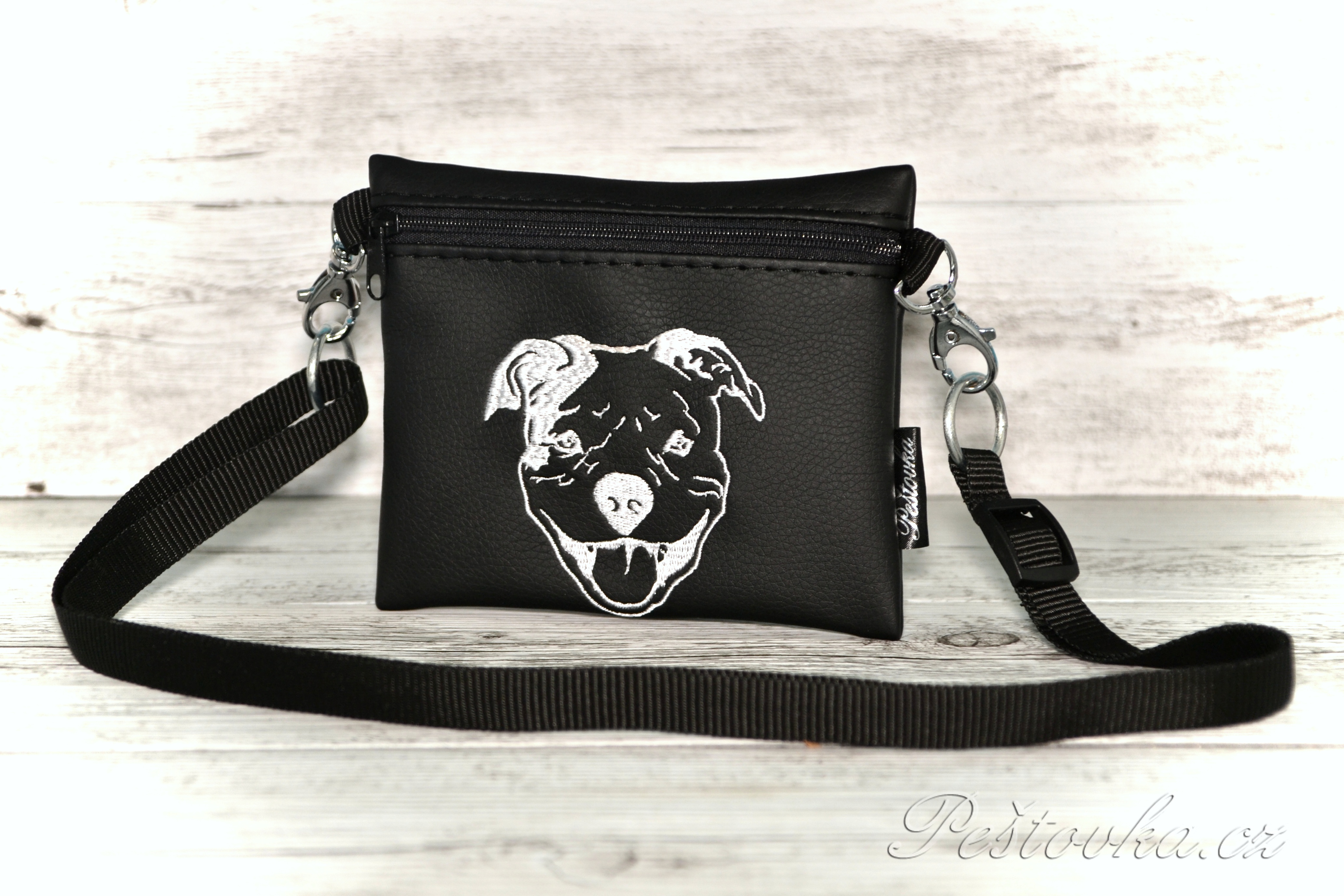 Peštovka Výstavní pamlskovník *staford*