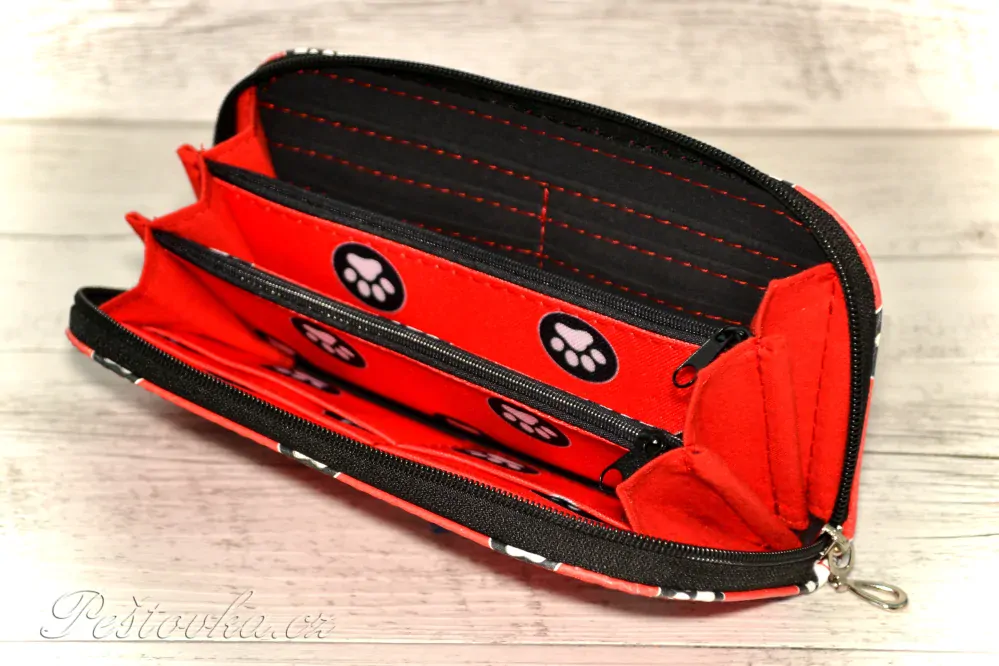 Peštovka Zipová peněženka *tlapky na červené*