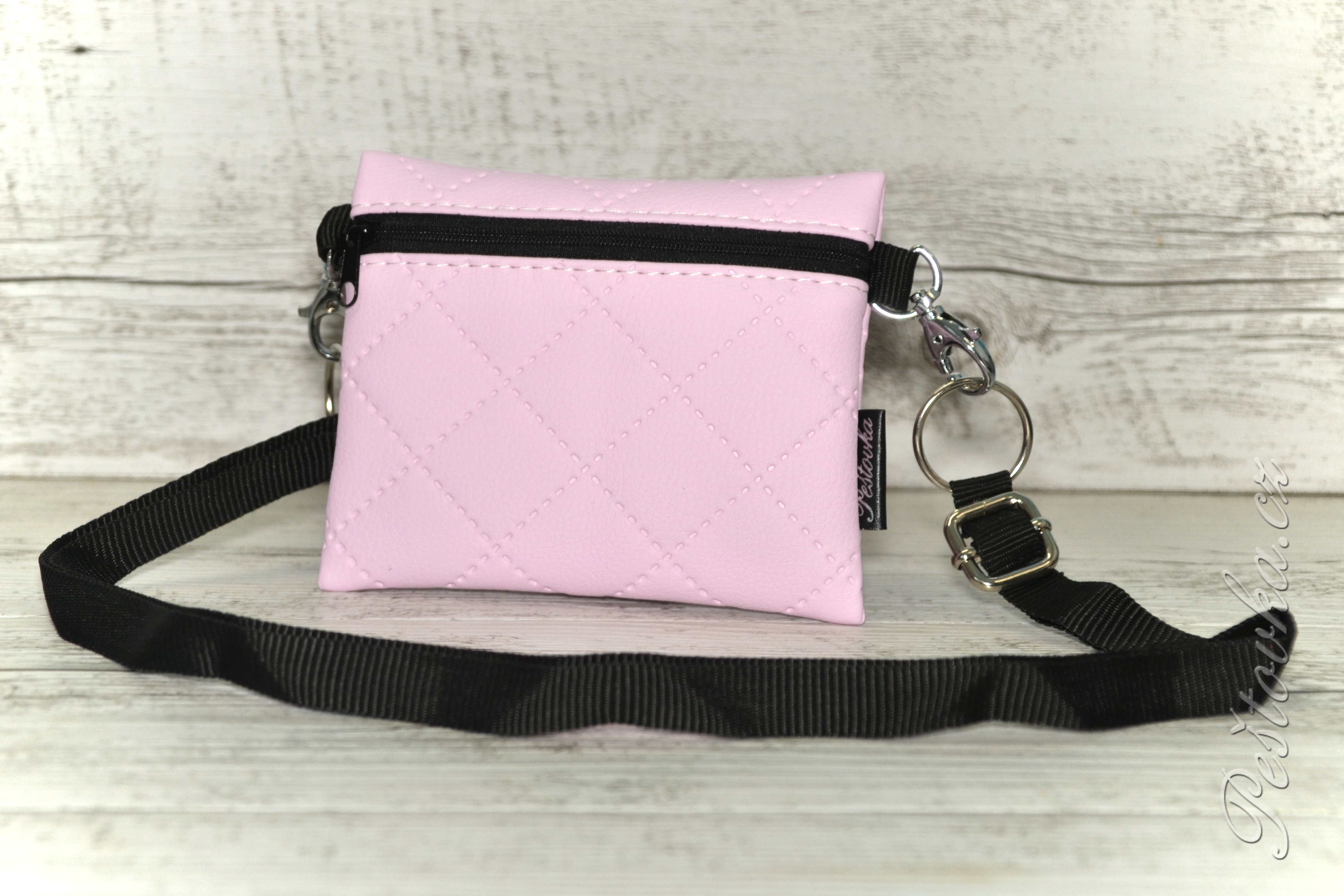 Peštovka Výstavní pamlskovník *růžový prošívaný*