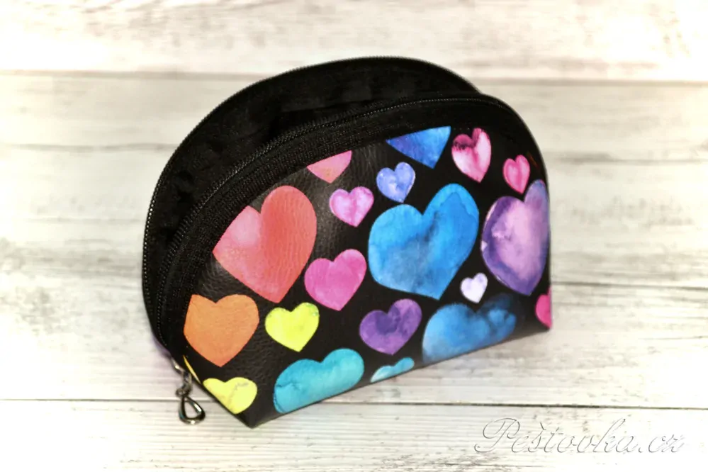 kosmetická taštička RONDA *srdíčka*
