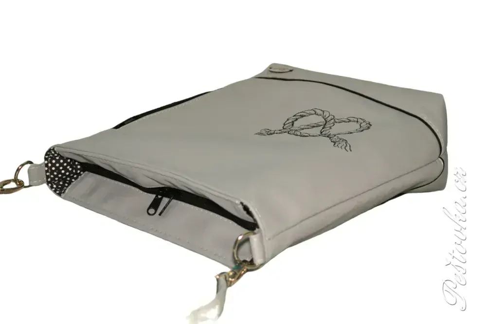 Peštovka Crossbody *TLAPKA*