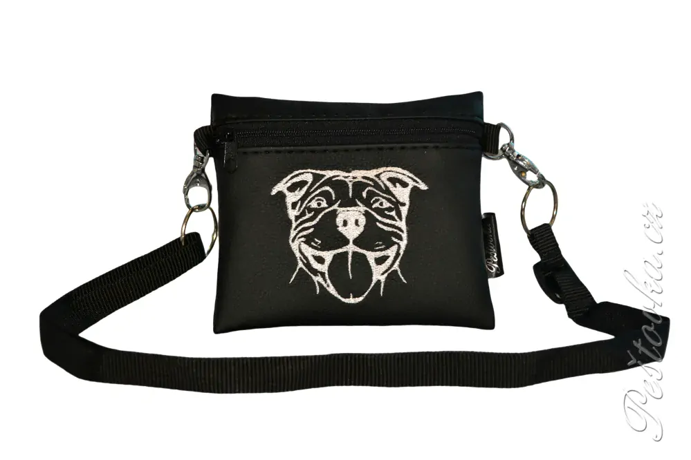 Peštovka Výstavní pamlskovník *stafordšírský bullterier * černý