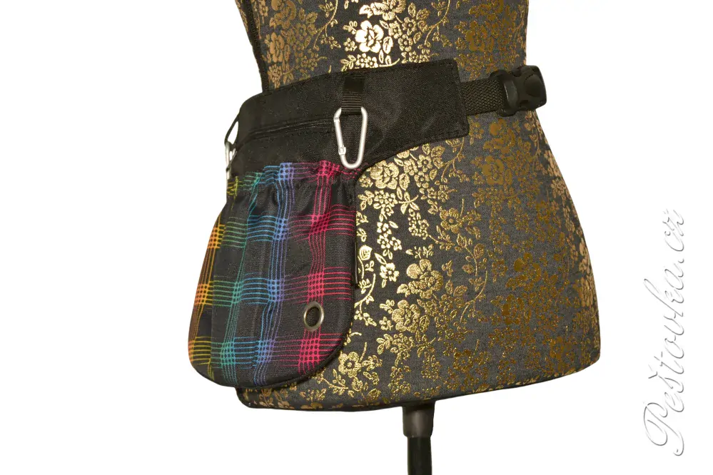 Peštovka ledvinka -  POSETO2 *barevné kostky*