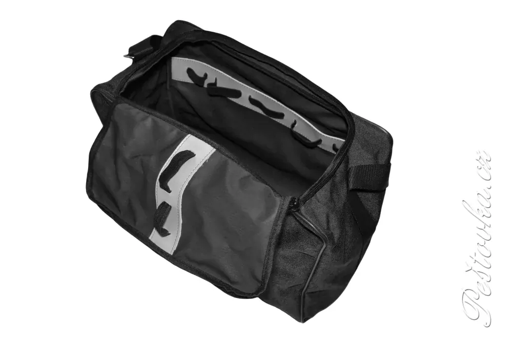 Peštovka - cestovní/kosmetická pejskařská taška