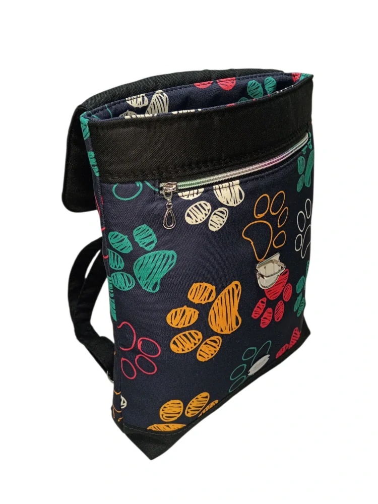 Peštovka - městský batoh CITY BAG *TLAPKY*