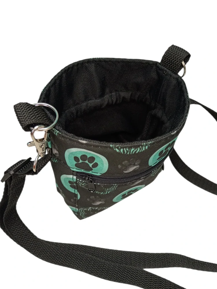 Peštovka - Venčící pamlskovník *ZELENÉ TLAPKY*