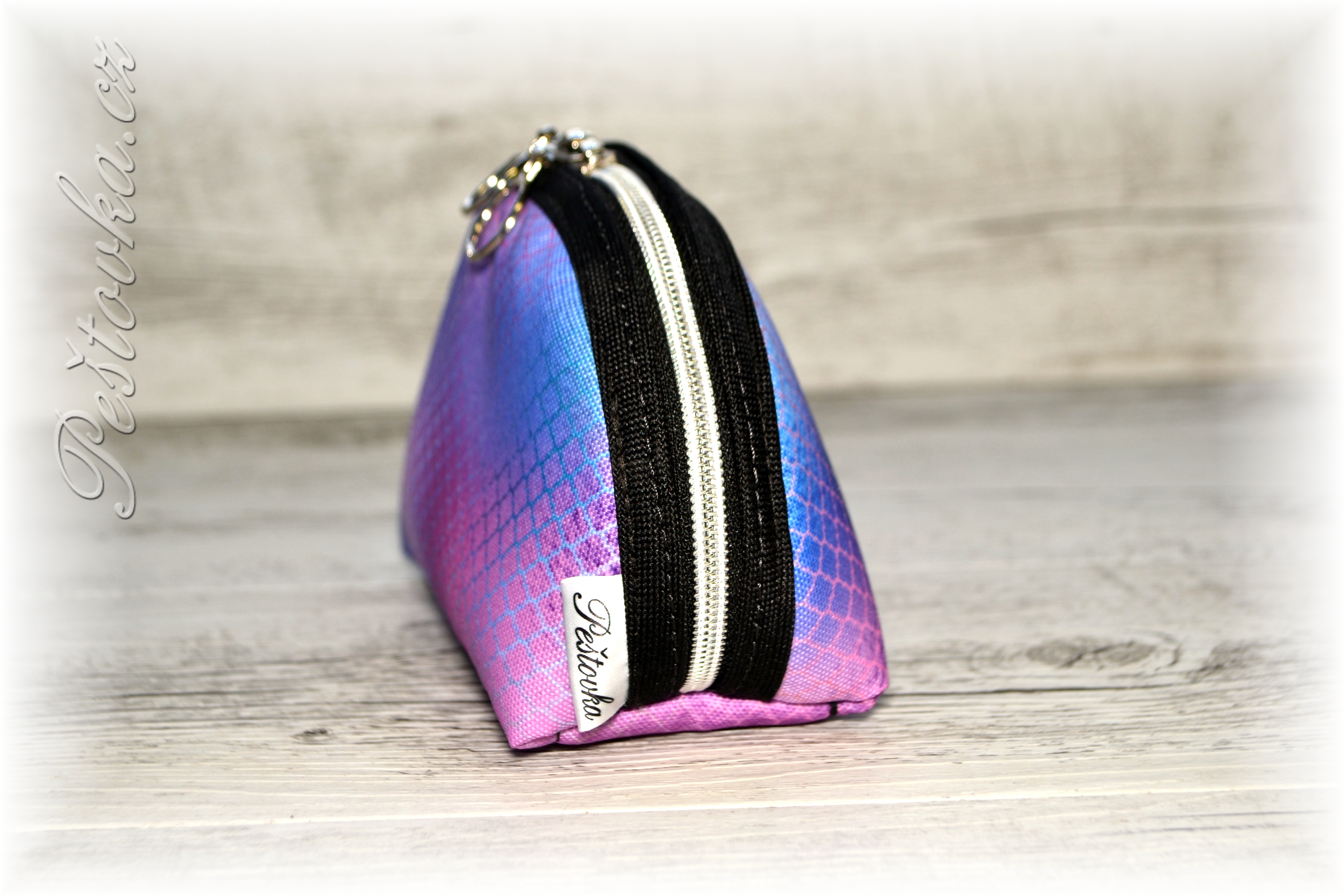 Peštovka kosmetická taštička RONDA *růžovomodrá duhovka*