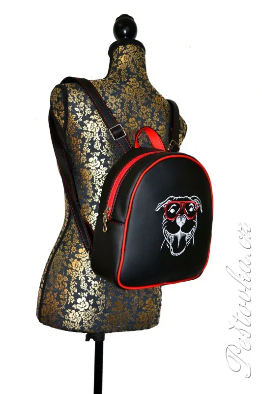 Peštovka batůžek EVERYDAY *staffbull*