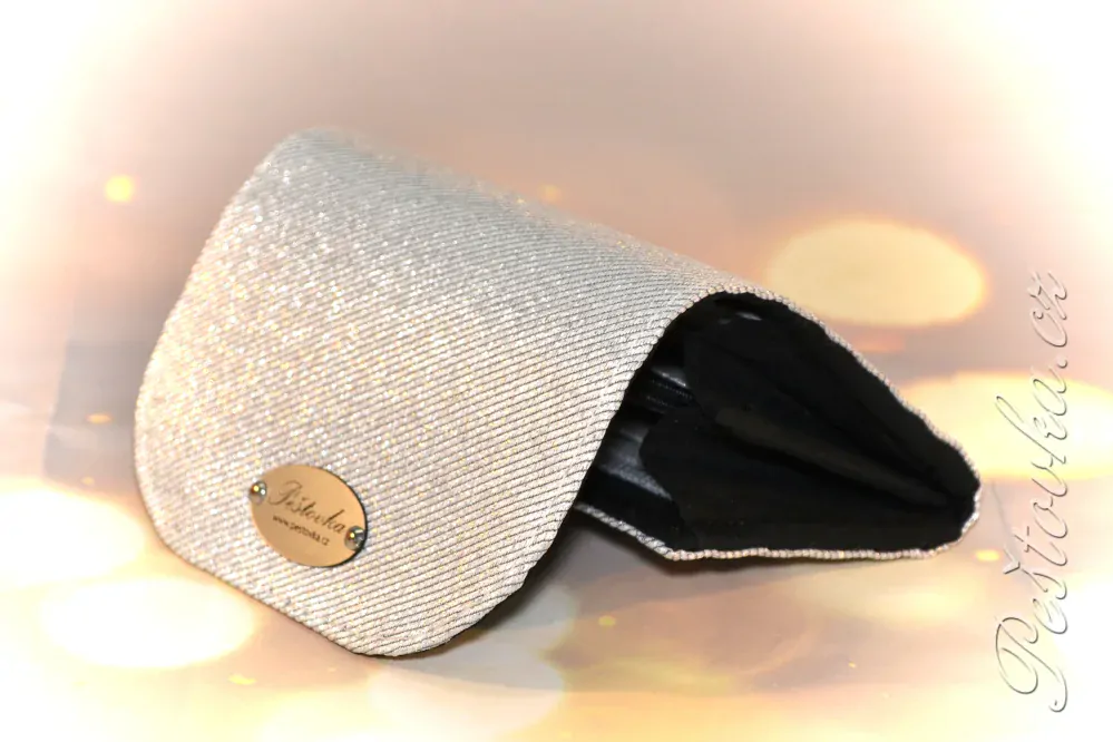 Peštovka - Malá klopová peněženka 13cm *perleťová stříbrná*