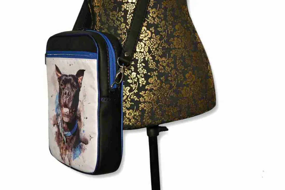 Peštovka pánská crossbody Oskar *černo-modrá se stafíkem*