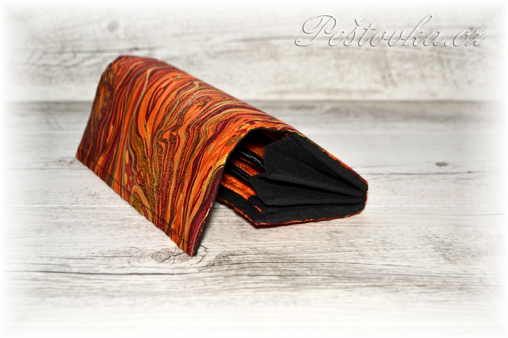 Peštovka Dámská peněženka ručně šitá *oranžový zlatotisk*