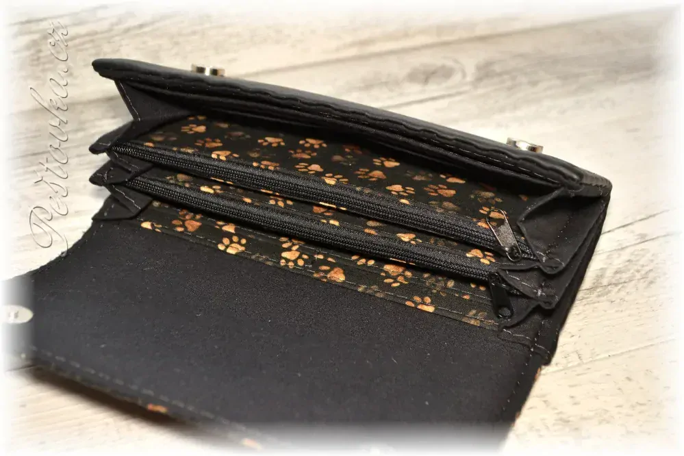 Peštovka Dámská elegantní peněženka *hnědé tlapky*