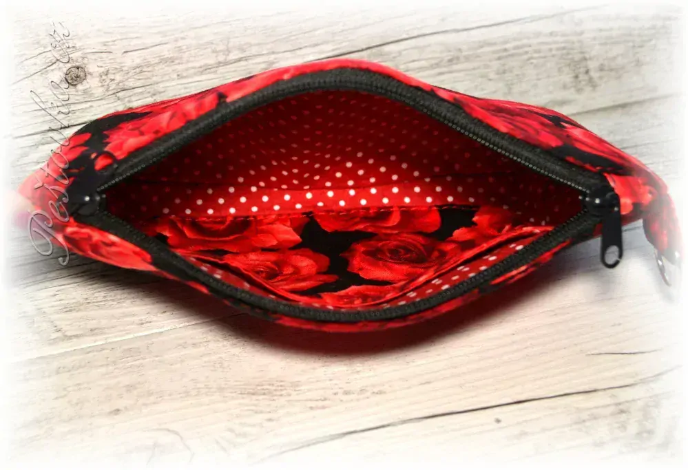 Peštovka kosmetická taštička CLEMATIS *Růže*