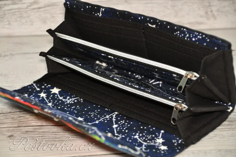 Peštovka Dámská elegantní peněženka *Malý princ*