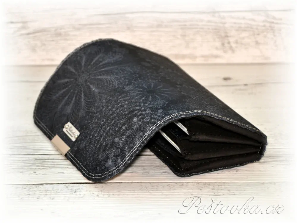 Peštovka Dámská elegantní peněženka *šedé mandaly na šedé*