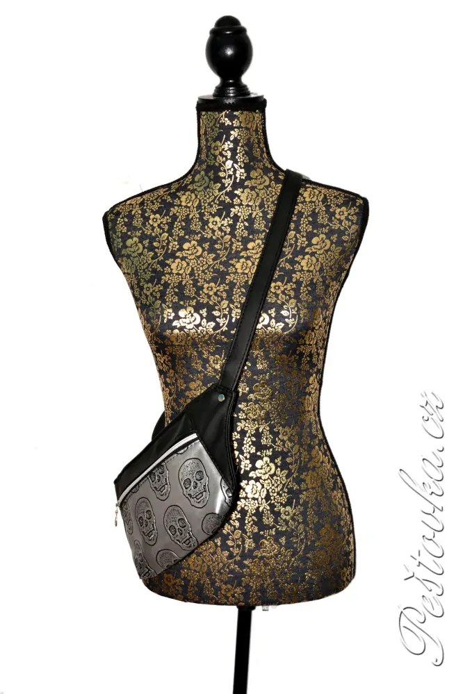 Peštovka - ledvinka Dayna *lebky*