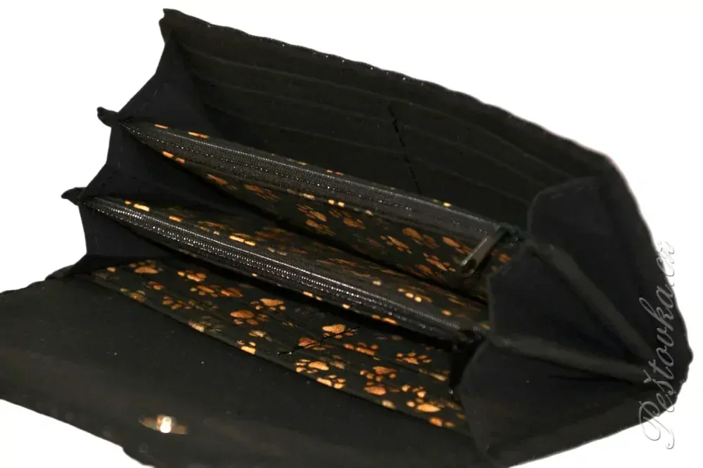 Peštovka Dámská elegantní peněženka *3kočky*