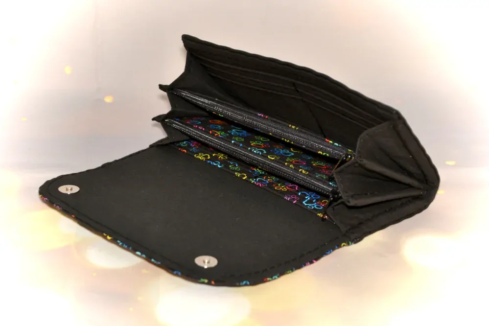 Peštovka Dámská elegantní peněženka *tlapky RAINBOW*