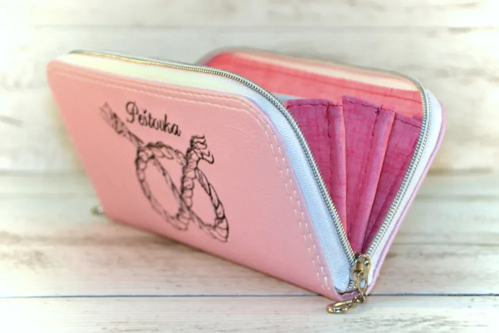 Peštovka Zipová peněženka *sv.růžová s provázkem*