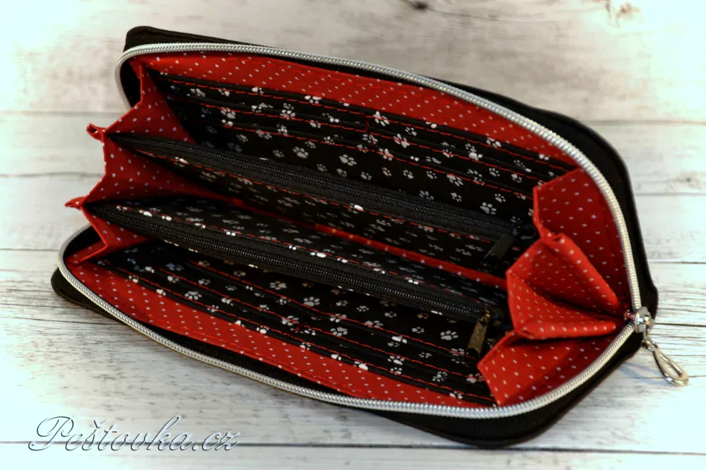 Peštovka Zipová peněženka *černá s provázkem*