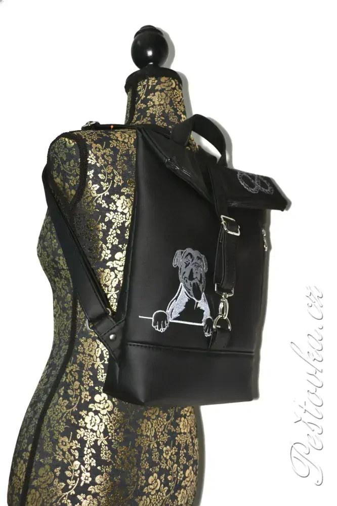 Peštovka Překlápěcí batoh Lucas *staffbull* černý