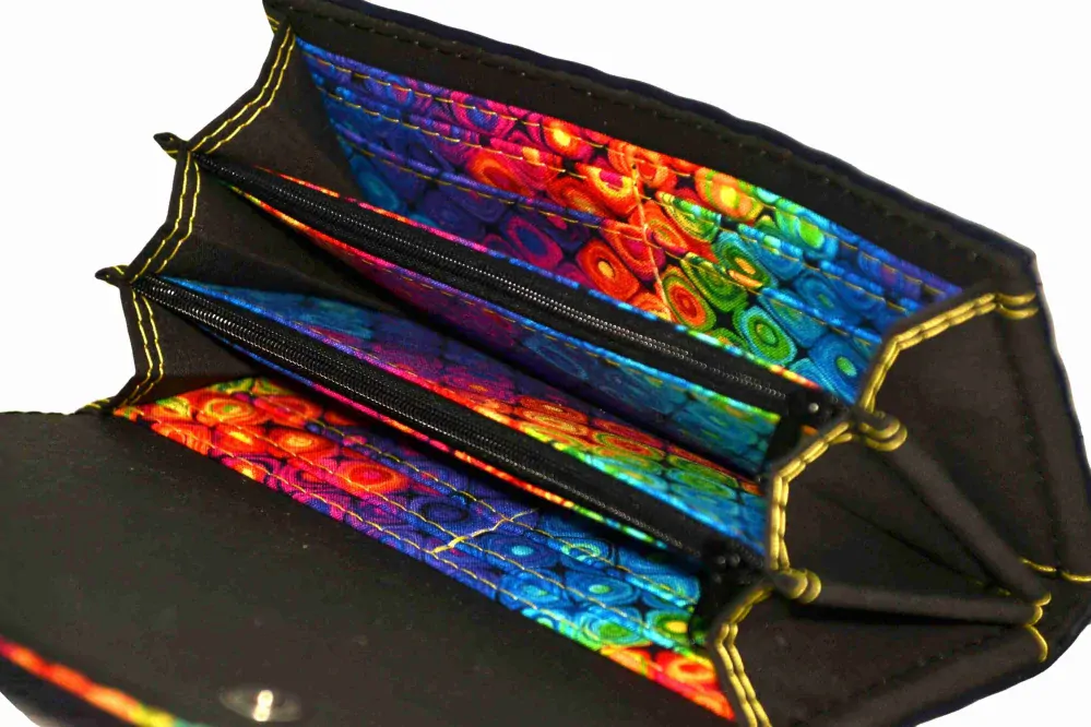 Peštovka Dámská elegantní peněženka *GEO FANTASY*