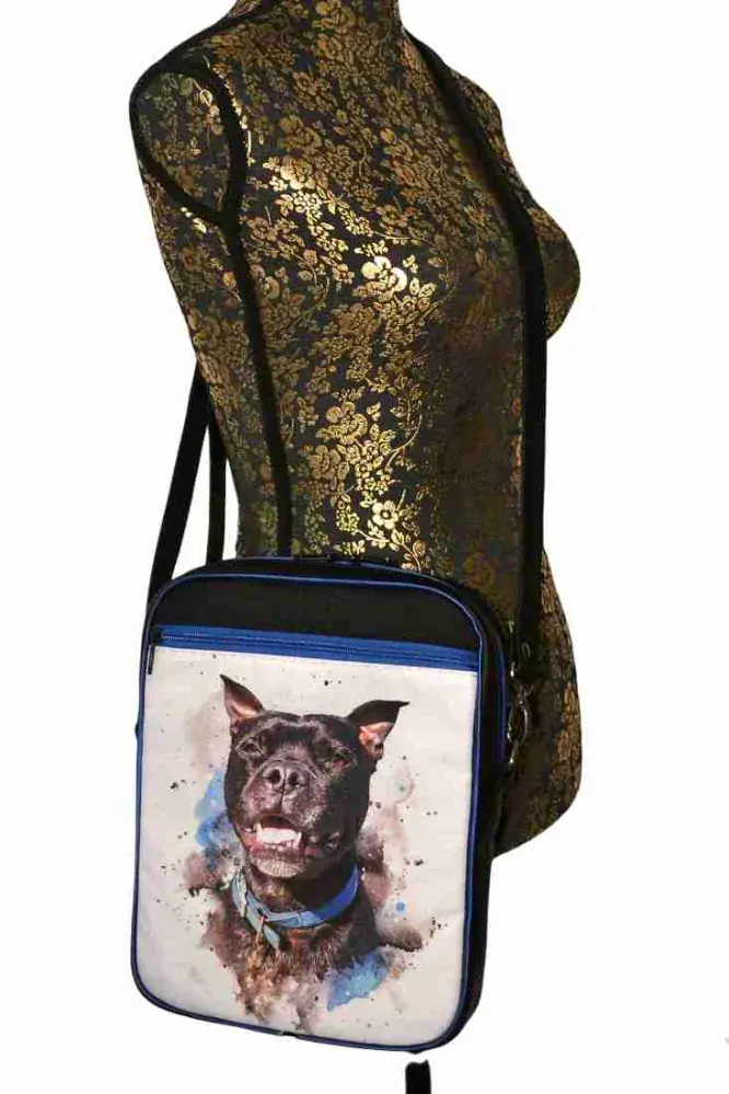 Peštovka pánská crossbody Oskar *černo-modrá se stafíkem*