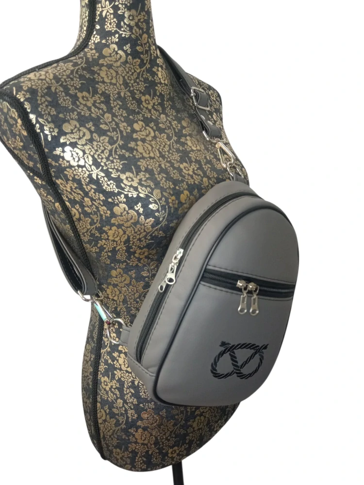 Peštovka - Lara – městský crossbody batoh (unisex) *STAFBULL*