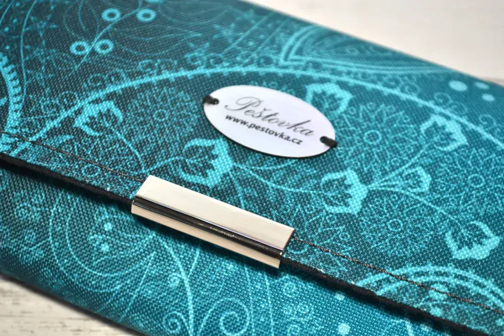 Peštovka Dámská elegantní peněženka *abstrakce tyrkysová*