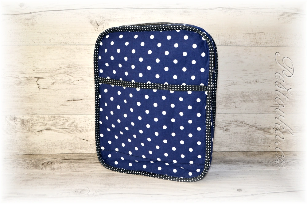 Peštovka pánská crossbody Oskar *černo-modrá metalická*