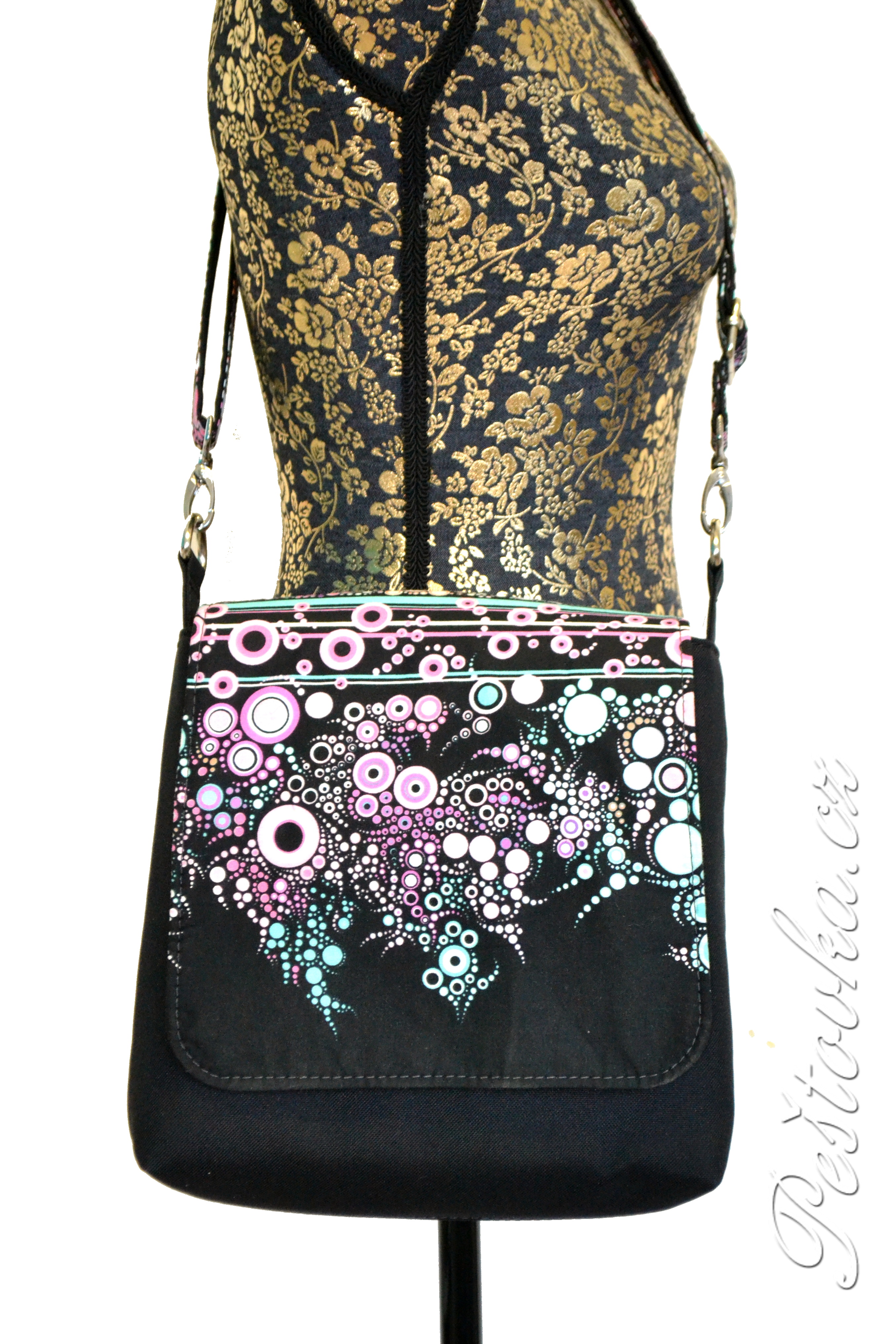 Peštovka kabelka HERA s prodlouženou klopou