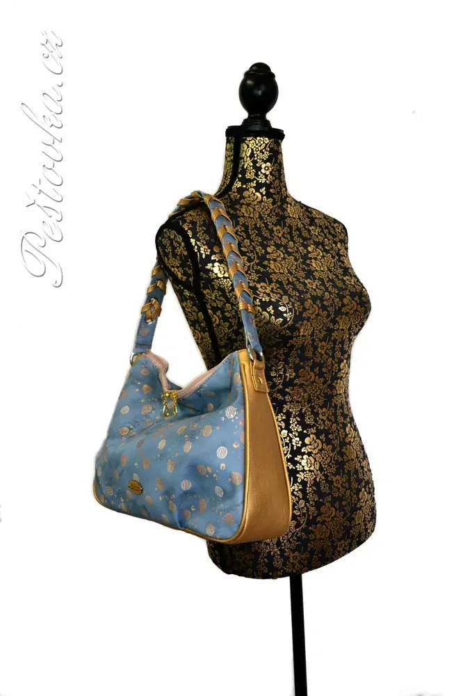 Peštovka kabelka Paulette *modro-zlatá*