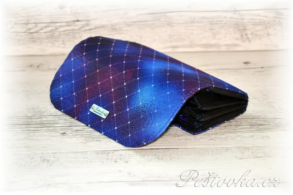 Peštovka Dámská elegantní peněženka *modrá duhovka*