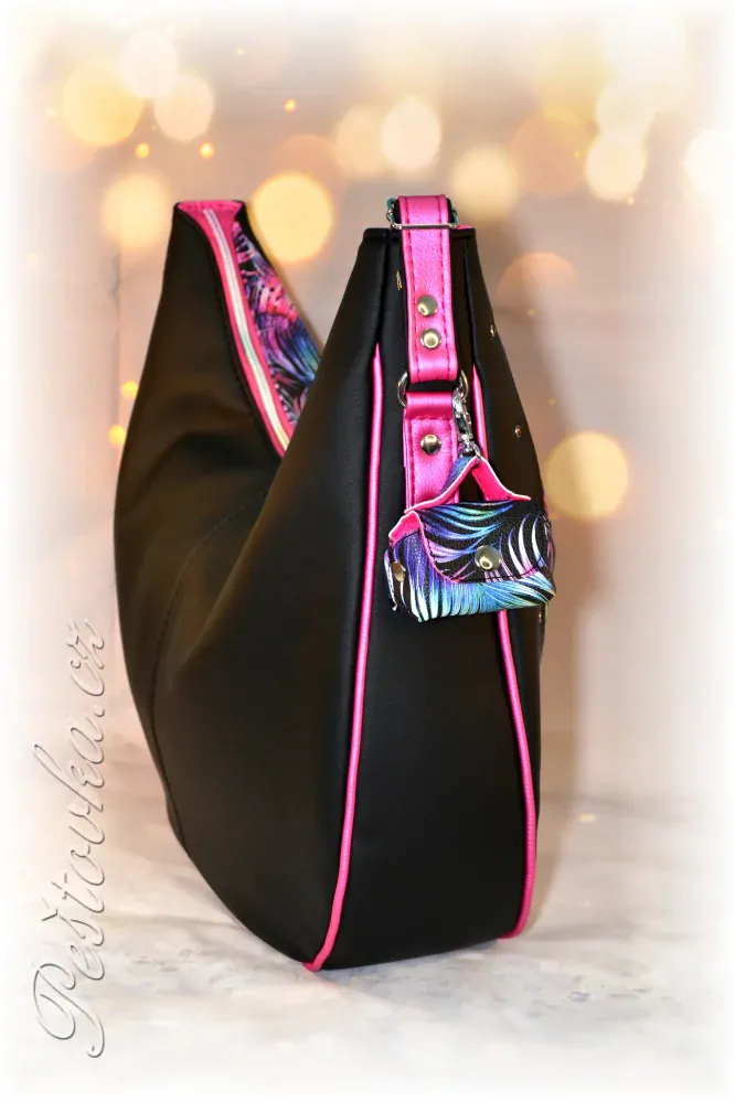 Peštovka - kabelka Karola *černo-růžová s listy*