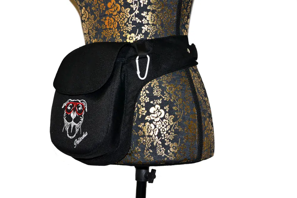 Peštovka ledvinka POSETO *stafík červené brýle*