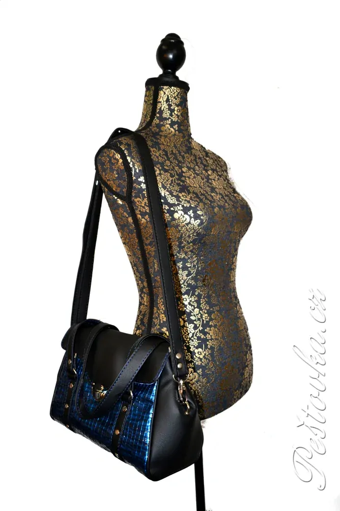 Peštovka- kabelka Serafina