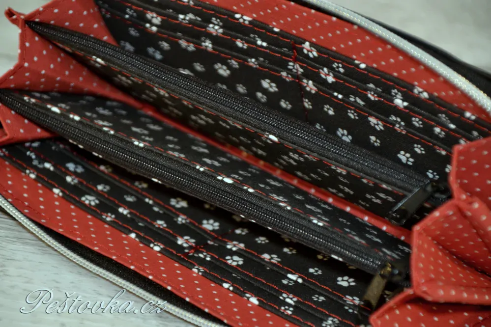 Peštovka Zipová peněženka *černá s provázkem*