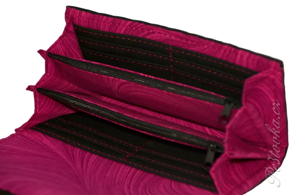 Peštovka Dámská elegantní peněženka *bulík2*