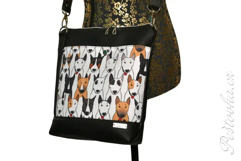 Peštovka - kabelka Brita *bulíčci*