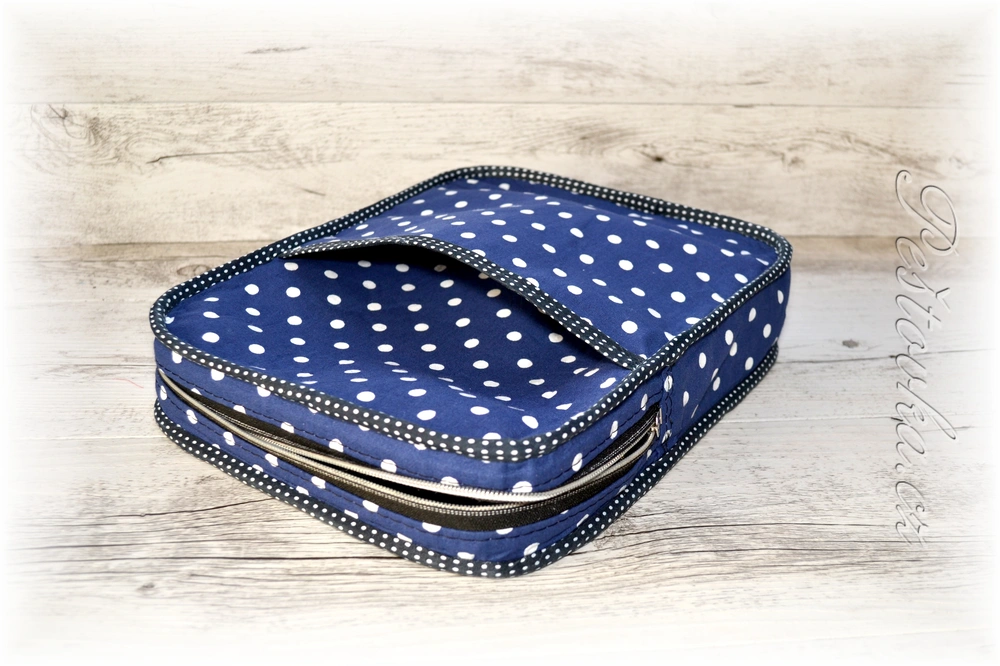 Peštovka pánská crossbody Oskar *černo-modrá metalická*