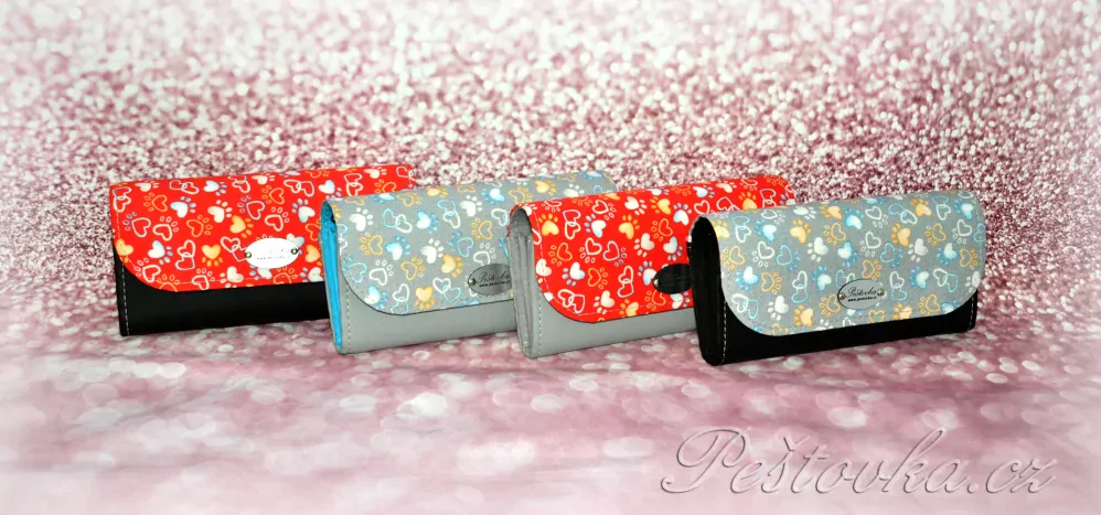 Peštovka Dámská elegantní peněženka *Paws šedočerná*