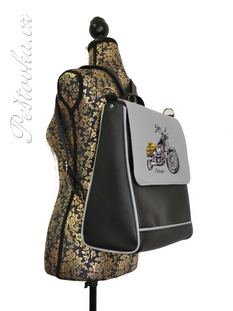 Peštovka - kabelko-batoh ALEX *černošedý s motorkou*