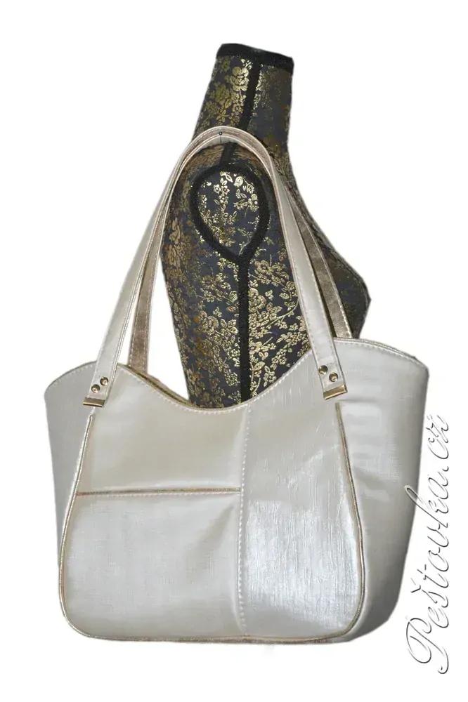 Peštovka- Kabelka Victoria