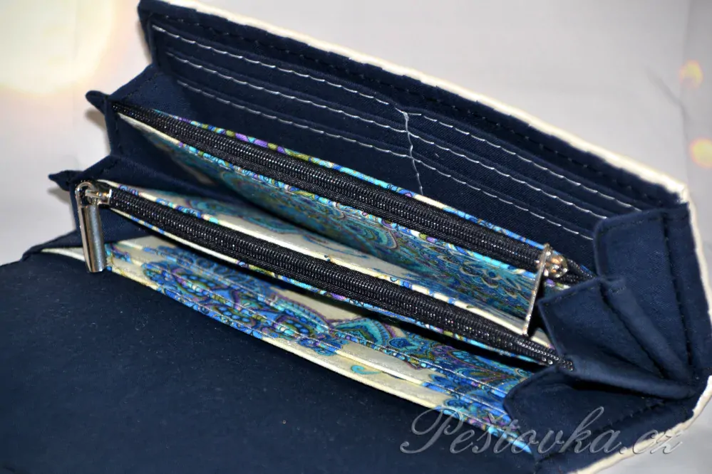 Peštovka Dámská elegantní peněženka *smetanová s mandalami*