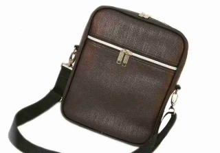 Peštovka pánská crossbody Oskar *hnědá koženka*