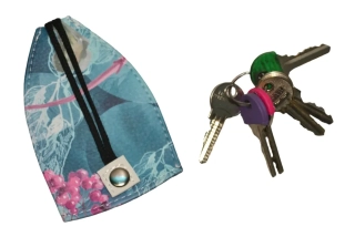 Peštovka - zatahovací pouzdro na klíče