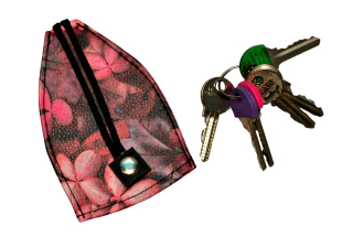 Peštovka - zatahovací pouzdro na klíče