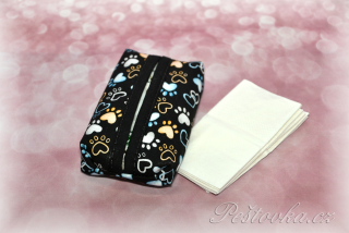 Peštovka Obal na papírové kapesníky *tlapičky se srdíčky*